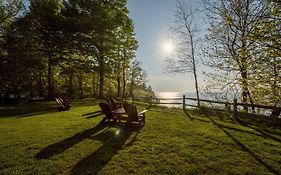 Lakeview On The Lake